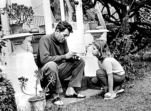 Trini Mitchum and her father Robert Mitchum